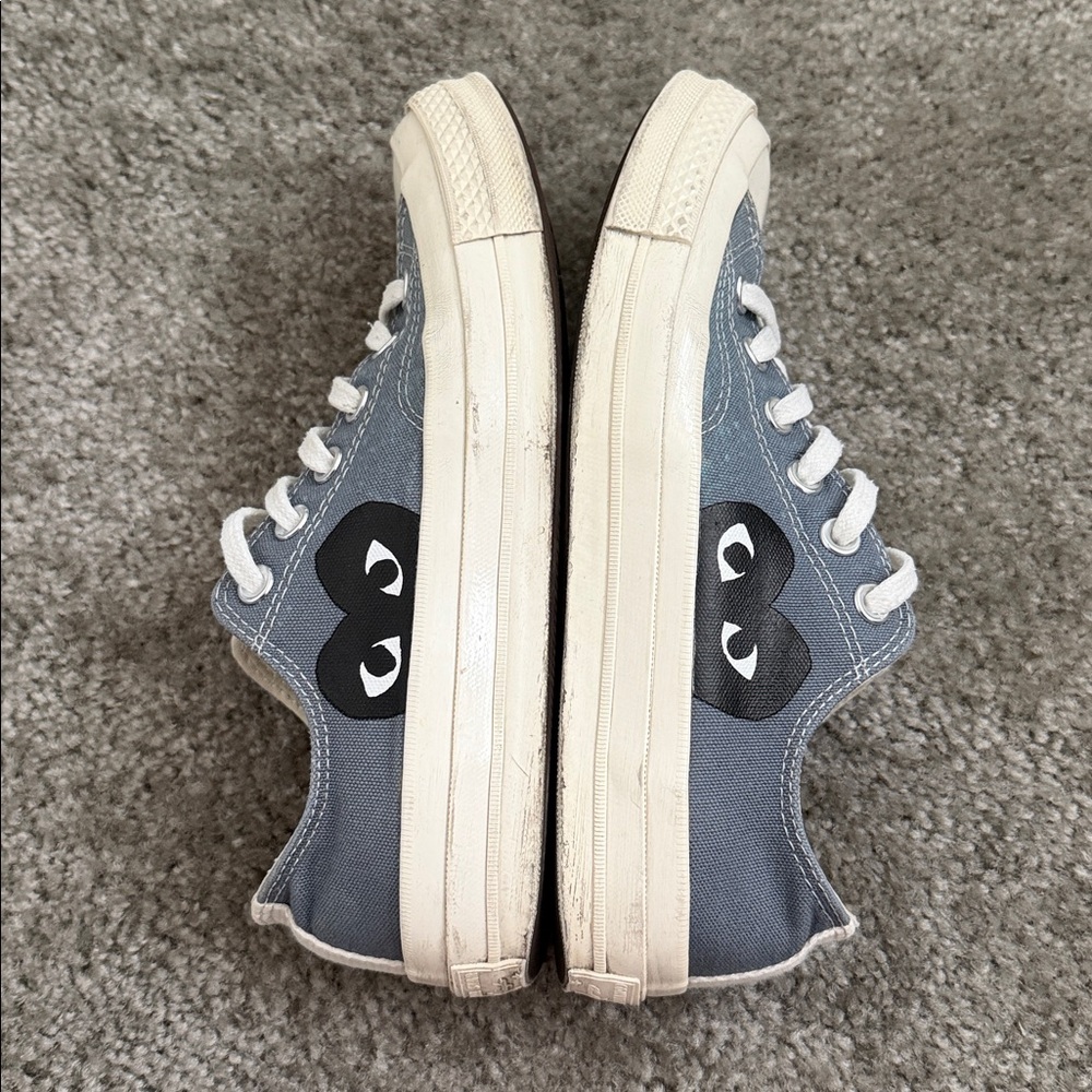 Comme des Garçons PLAY
CdG PLAY x Converse Chuck Taylor All Star LowTop Sneakers - Picture 4 of 9